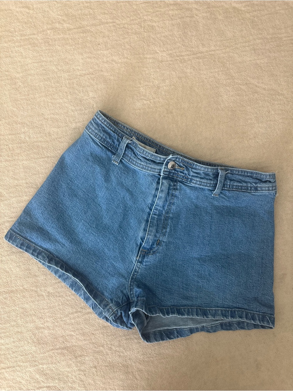 Universal Thread women’s sailor jean high rise short
